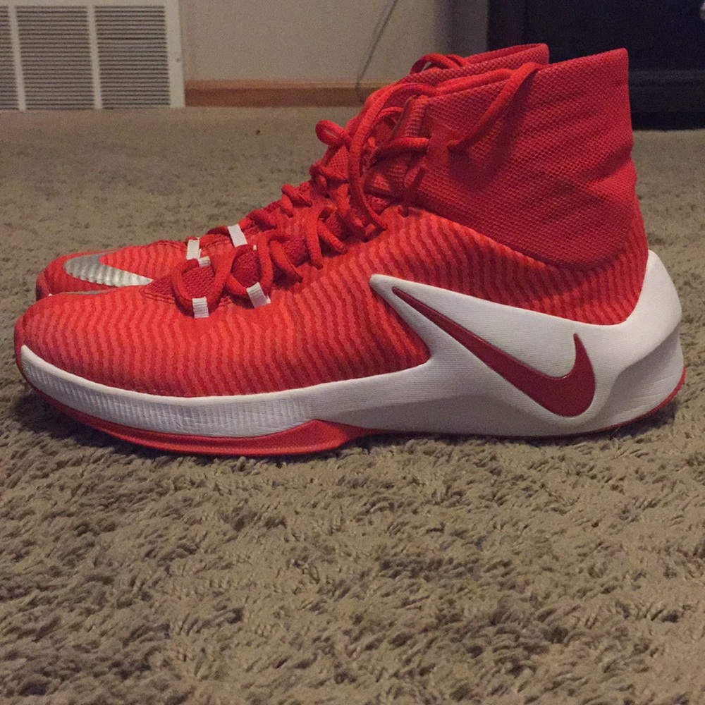 Nike Zoom basketball shoes
